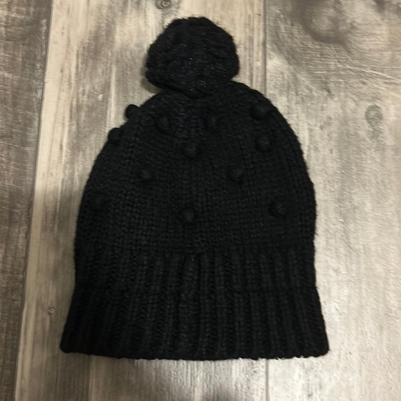 Warm beanie - Picture 1 of 2